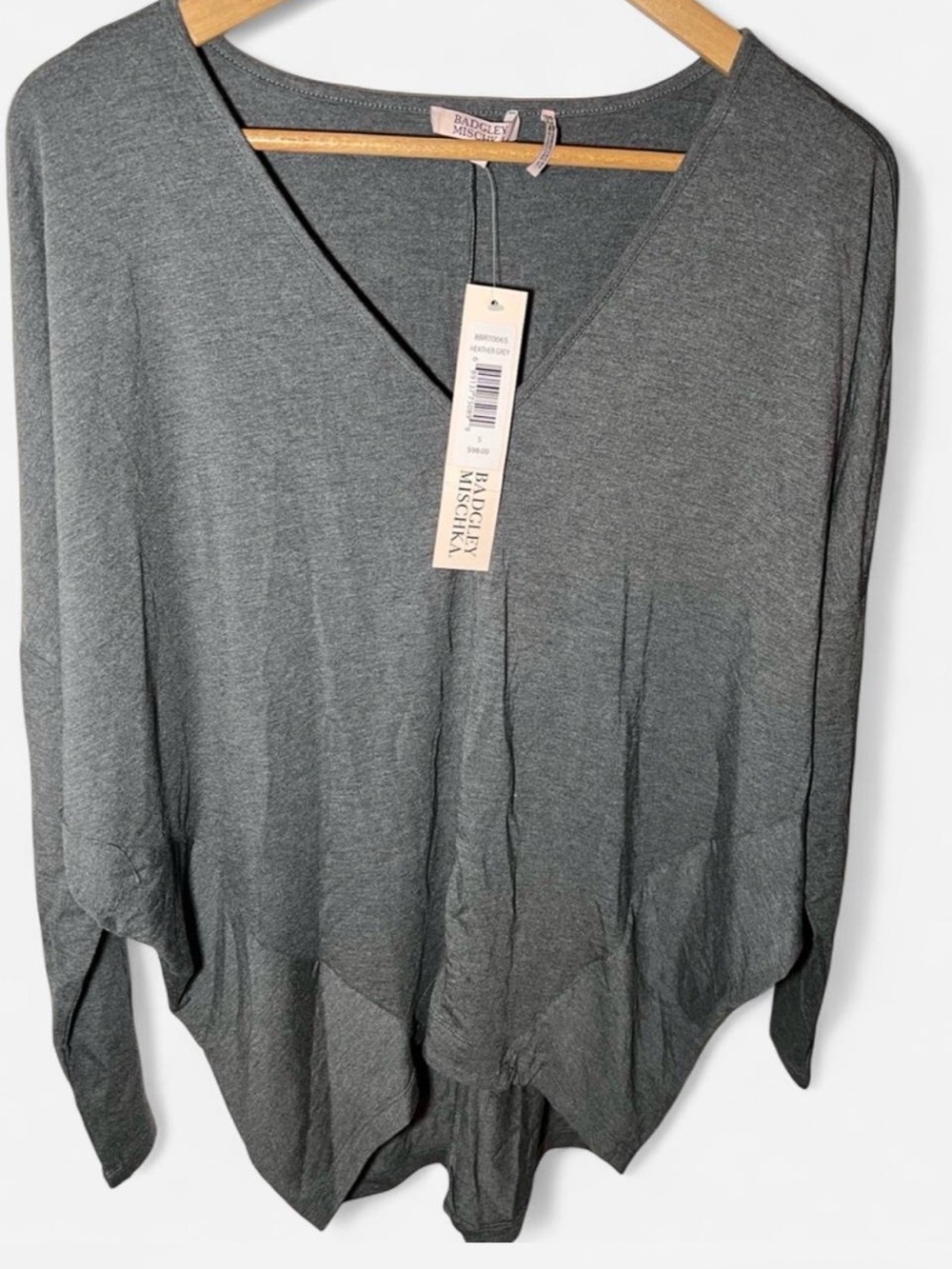 Badgley Mischka Heather Gray V-Neck Long-Sleeve Top
